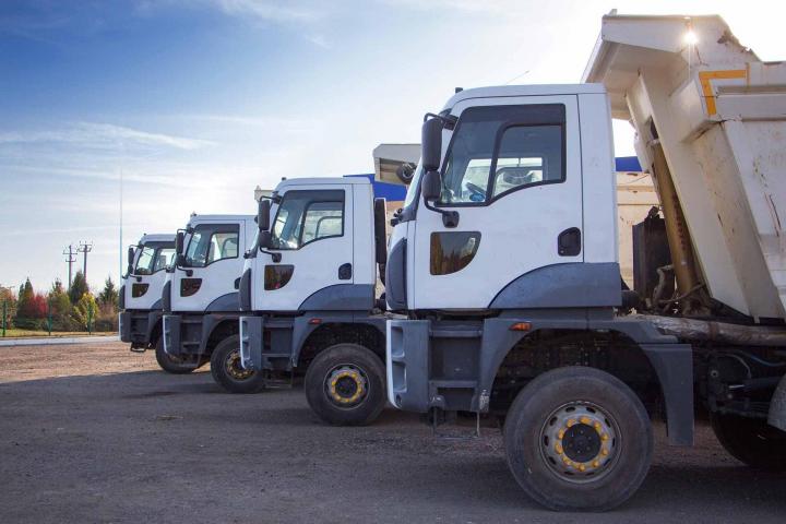 Découvrez les différents modèles de camions à louer dans notre entreprise !